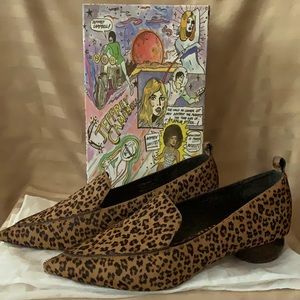 Jeffrey Campbell shoes Viona Tan Cheetah. Size 11M; 1 inch heel